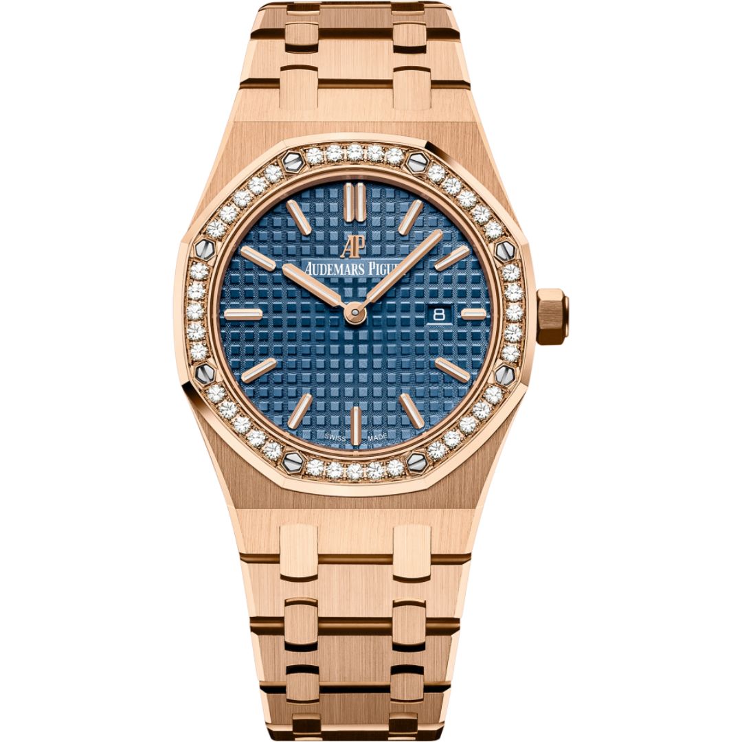Audemars Piguet Royal Oak Quartz 67651OR.ZZ.1261OR.02 with blue dial and rose gold bracelet.