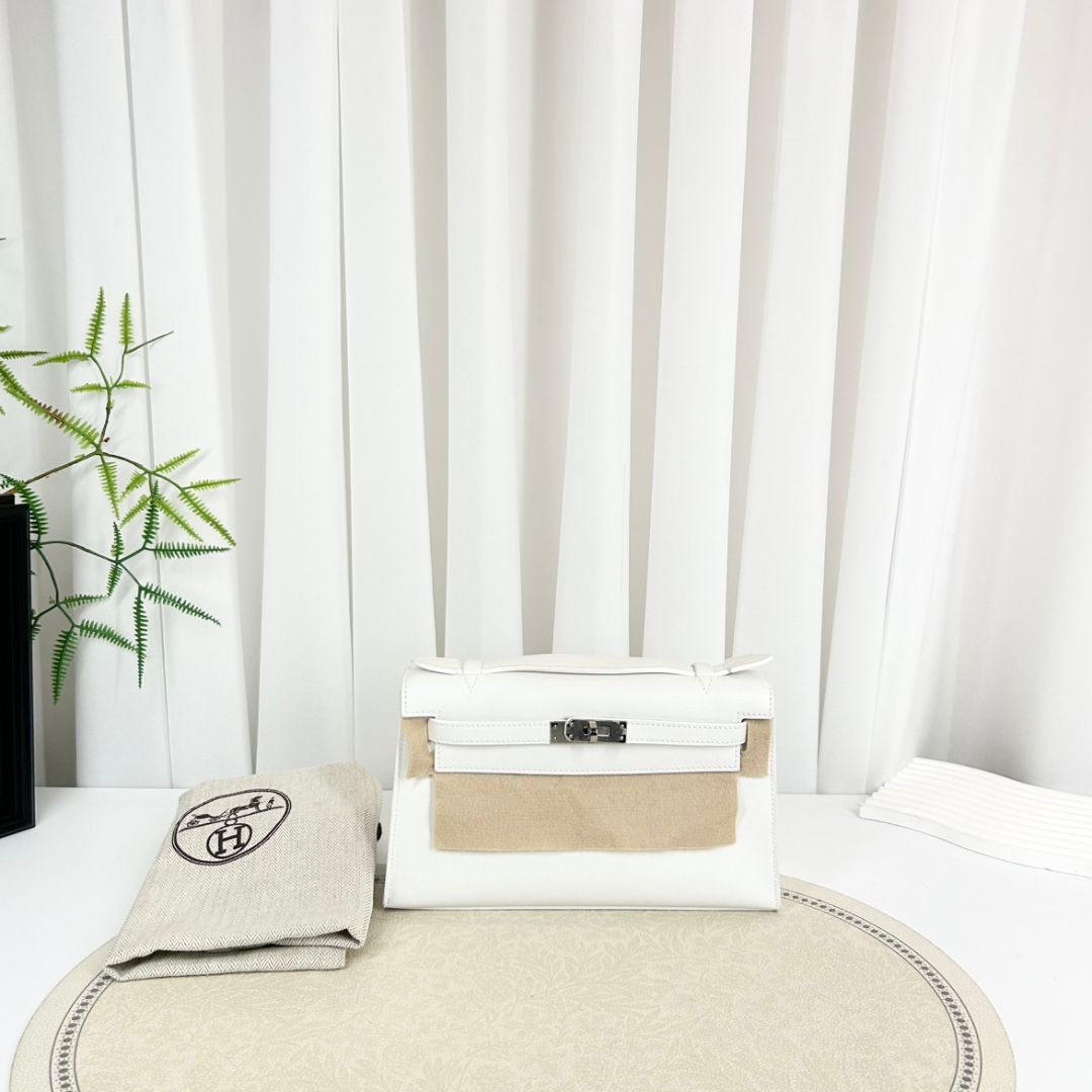Hermes Swift Kelly Pochette Clutch White