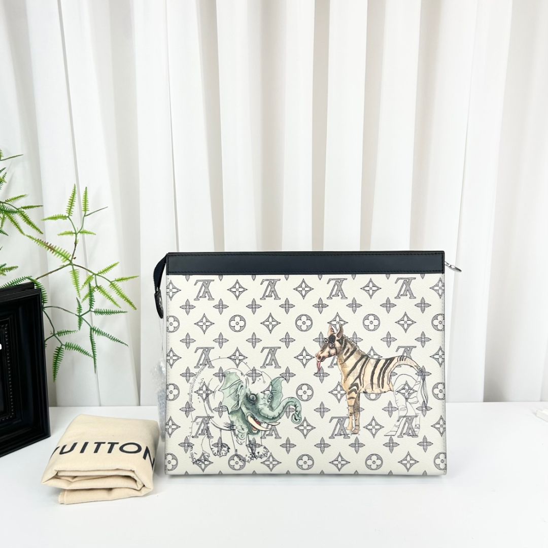 Louis Vuitton Savane Monogram Chapman Pochette Voyage GM Dune