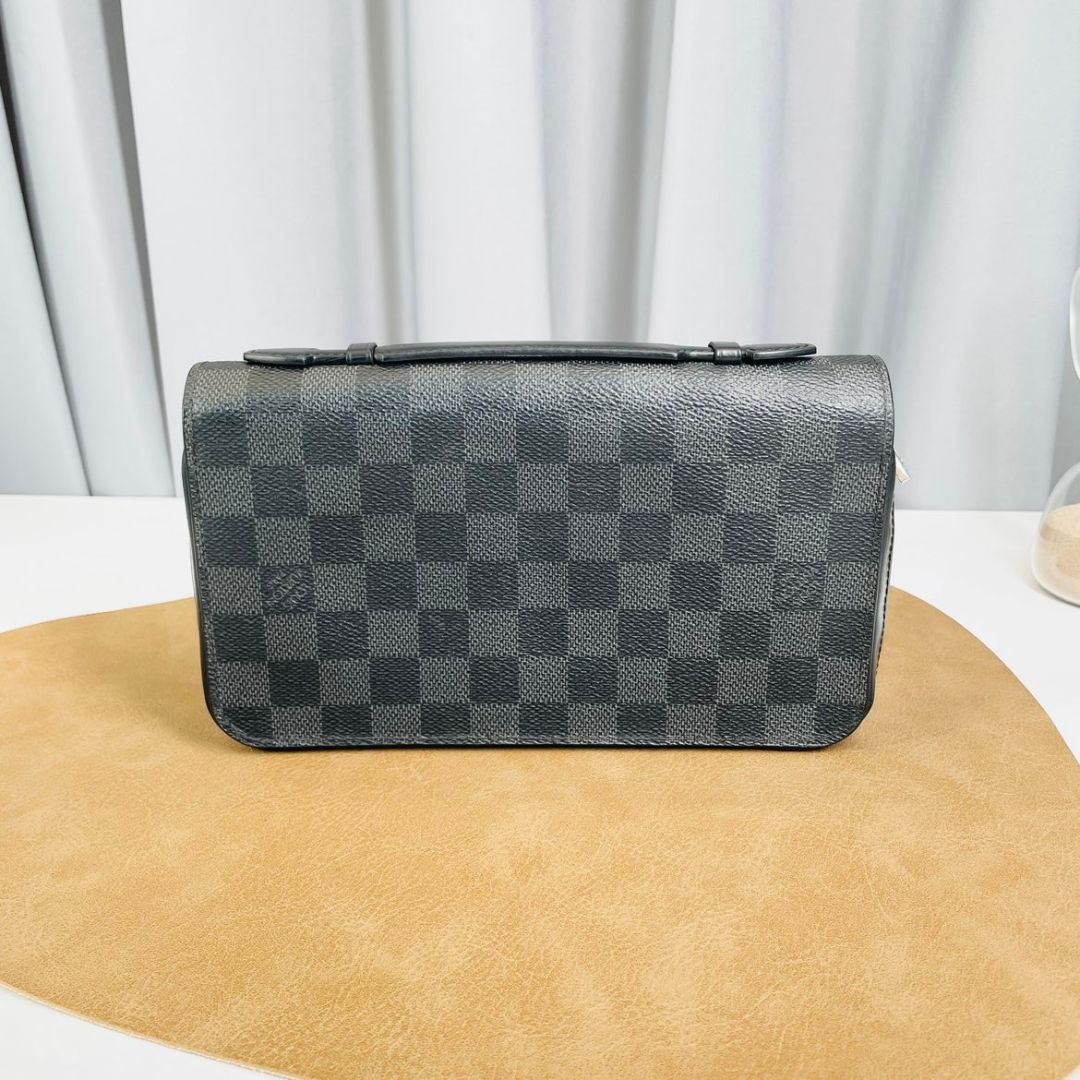 Louis Vuitton Zippy XL Damier Graphite Wallet Black